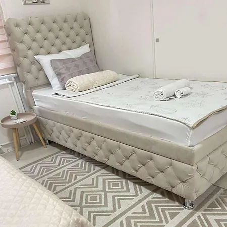 Safir Apartamento Kruševac